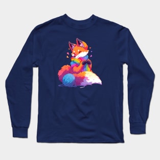 A fox that just finished knitting a nice scarf Long Sleeve T-Shirt